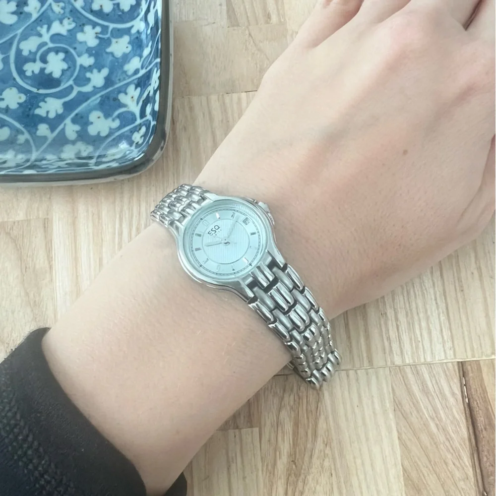 ESQ by Movado ladies silver tone classic dress watch NEW BATTERY